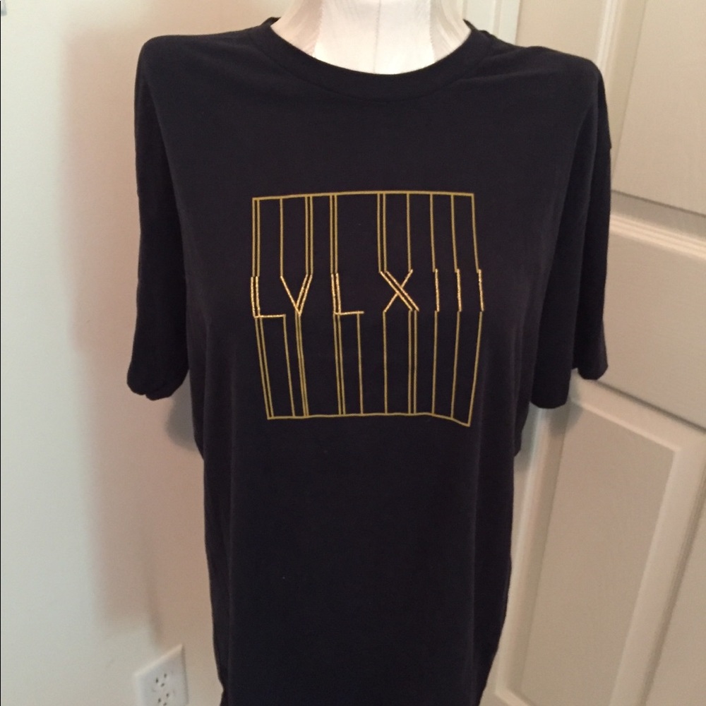 Men’s LVL XIII black with gold metallic tread